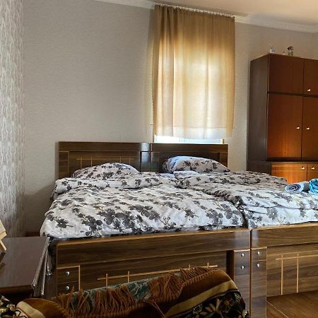 Aloha House Hotel Ахалцихе Екстериор снимка